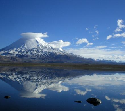 Lago Chungará. El reflejo de una Joya
