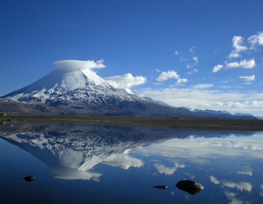 Lago Chungará. El reflejo de una Joya