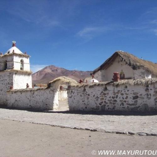 Iglesia de Parinacota